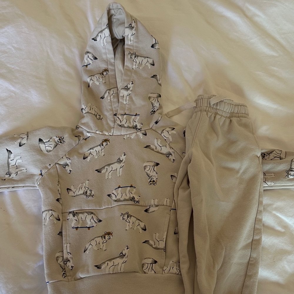 NWOT Tucker + Tate hoodie and jogger set 3T